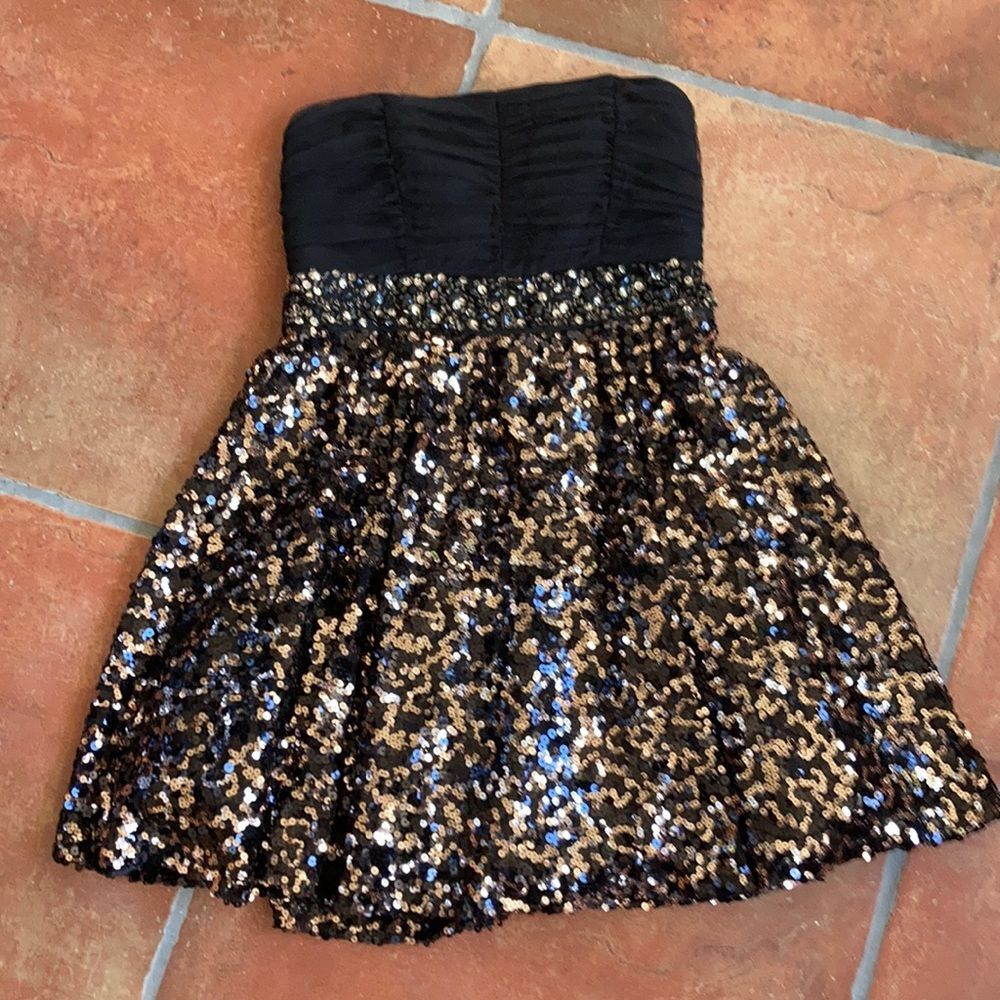 My Michelle black and sequins strapless dress - Picture 1 of 6